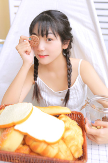 别向下看